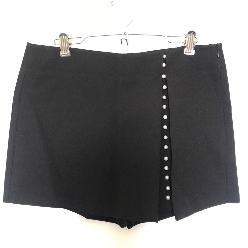NWT Zara Black Pearl Details Skort S